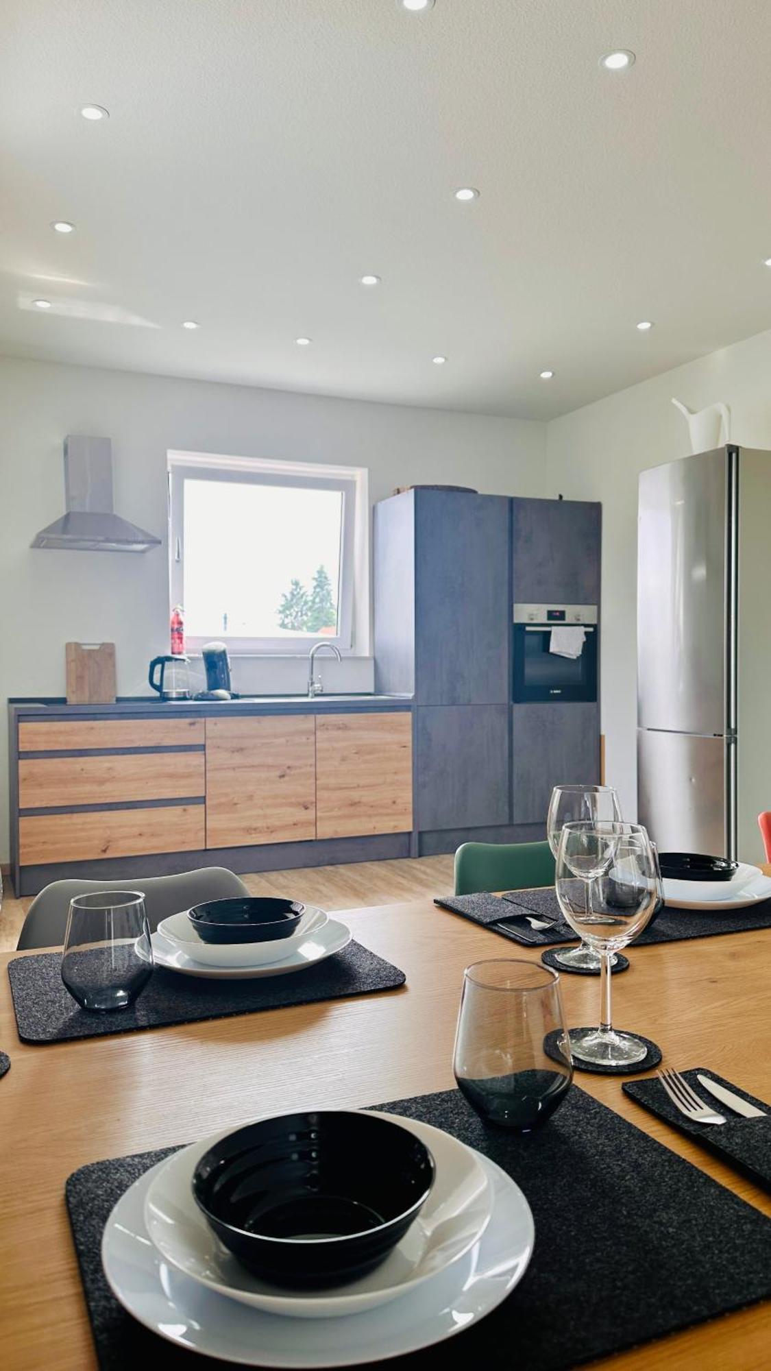 Amao-obsidian I 120qm I Elegantes Business- & Familienapartment I 3 Schlafzimmer I Kingsize Betten Apartment *